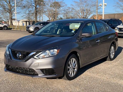 Used 2017 Nissan Sentra SV w/ Style Package image 4