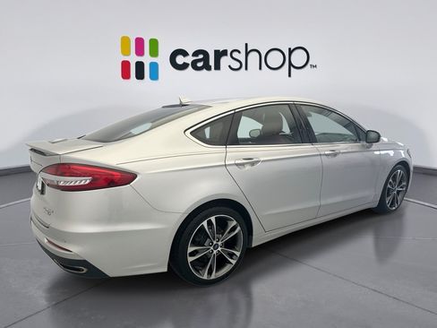 Used 2019 Ford Fusion Titanium AWD/4WD image 5