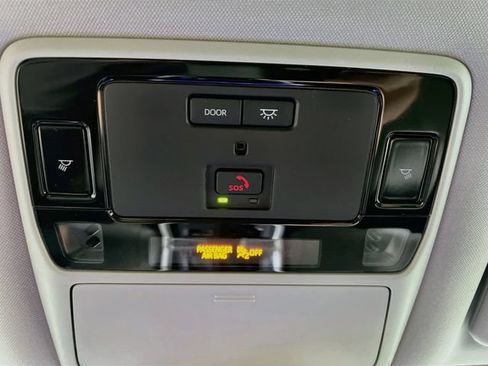 New 2026 Toyota Grand Highlander FWD image 18