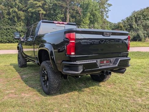 New 2026 Chevrolet Silverado 2500 LTZ w/ Trail Boss Package AWD/4WD image 4