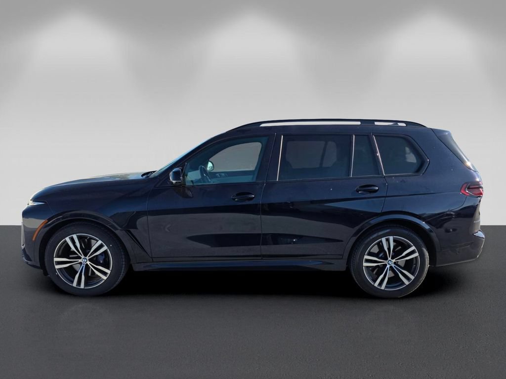 Certified 2025 BMW X7 M60i w/ Climate Comfort Package AWD/4WD image 7