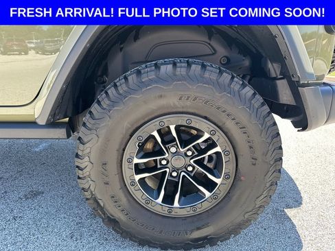 Used 2026 Jeep Wrangler Unlimited Rubicon w/ Xtreme 35 Tire Package AWD/4WD image 24