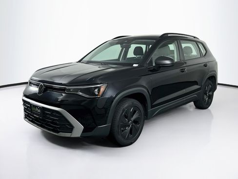 Used 2025 Volkswagen Taos S FWD image 3