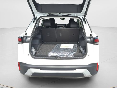New 2026 Volkswagen Tiguan SE FWD image 12