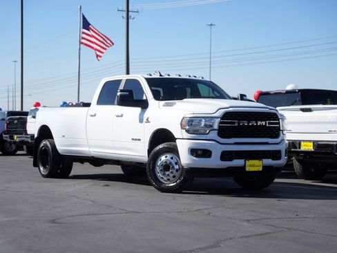 Used 2023 RAM 3500 Big Horn w/ Level 1 Equipment Group image 2