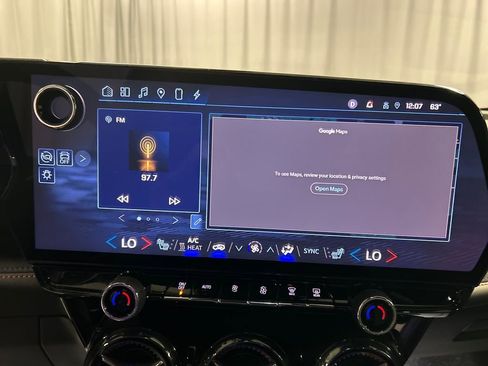 Used 2024 Chevrolet Blazer EV RS image 17