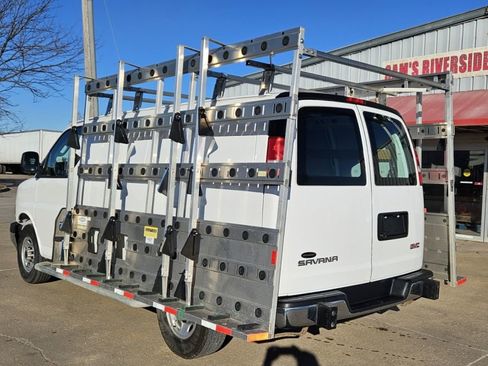Used 2021 GMC Savana 2500 w/ Driver Convenience Package image 6