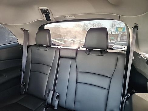 Used 2022 Honda Pilot Special Edition image 5