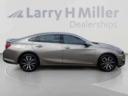 Used 2024 Chevrolet Malibu RS w/ LPO, Floor Liner Package FWD image 6
