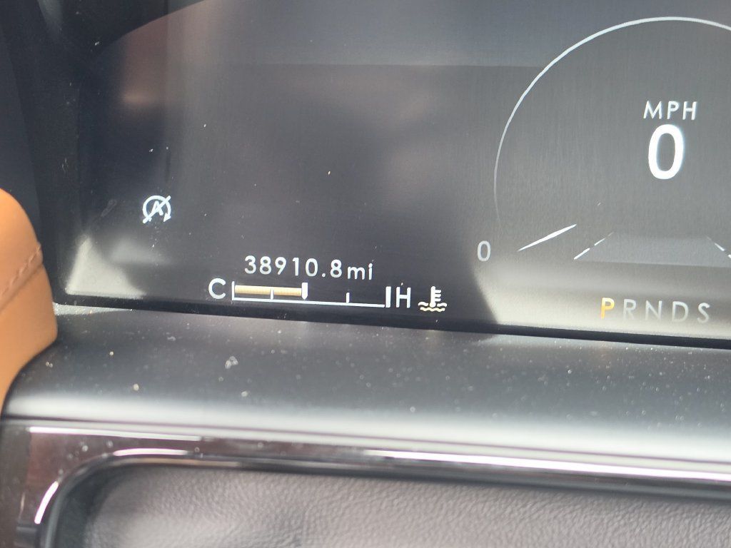 Used 2023 Lincoln Nautilus Black Label AWD/4WD image 32