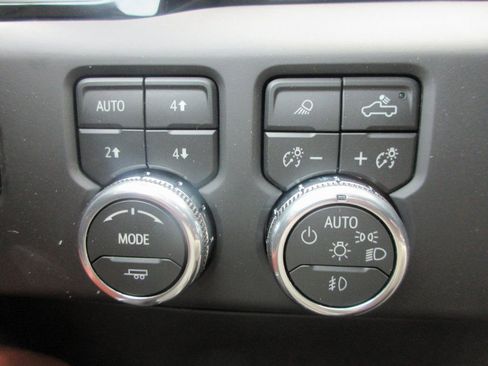 New 2026 GMC Sierra 1500 Denali Ultimate AWD/4WD image 18