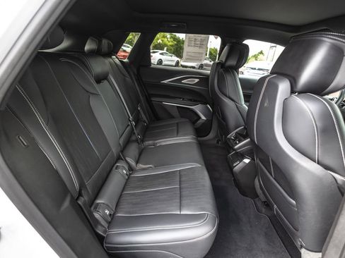 Used 2024 Cadillac Lyriq Sport AWD/4WD image 31