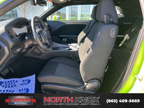 Used 2023 Dodge Challenger SXT w/ Blacktop Package image 6