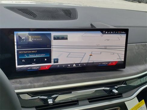 New 2026 BMW X5 xDrive50e w/ M Sport Package image 23