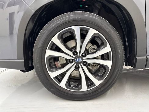Used 2023 Subaru Forester Limited image 9