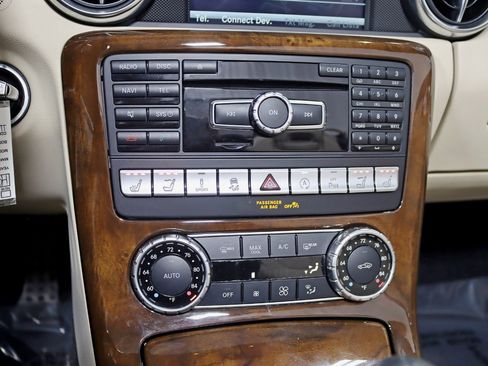 Used 2016 Mercedes-Benz SLK 350 SLK 35 Premium 3 Package image 23