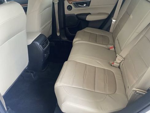 Used 2019 Honda CR-V Touring image 16