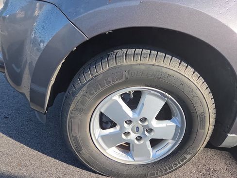 Used 2012 Ford Escape XLT AWD/4WD image 8