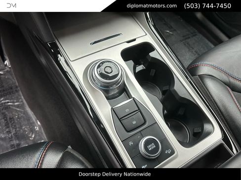 Used 2024 Ford Explorer ST w/ Equipment Group 401A image 38