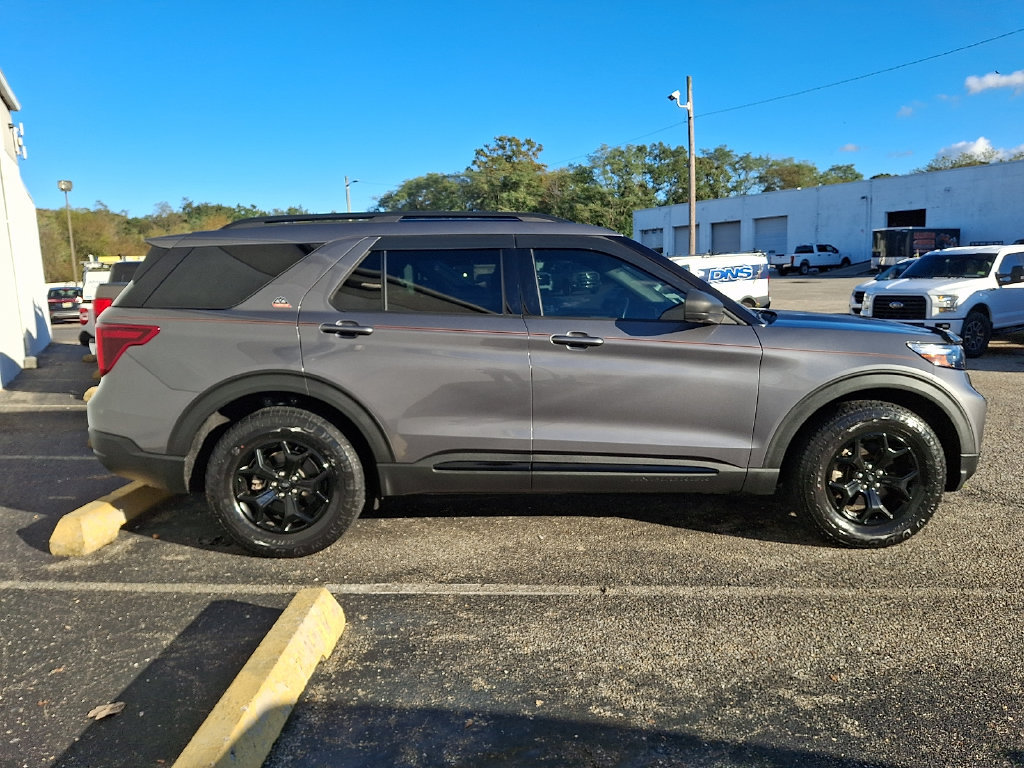 Used 2022 Ford Explorer Timberline AWD/4WD image 4