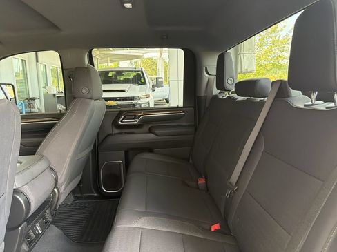 Used 2026 Chevrolet Silverado 3500 LT AWD/4WD image 25