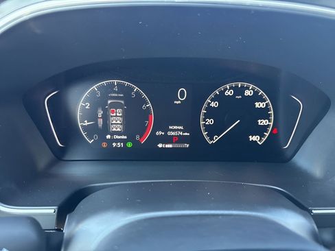 Used 2025 Honda Pilot Sport image 22