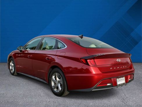 Used 2023 Hyundai Sonata SE w/ Cargo Package image 6