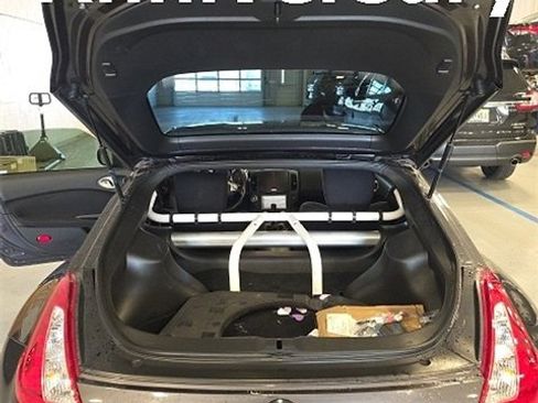 Used 2010 Nissan 370Z Touring w/ Sport Pkg image 13