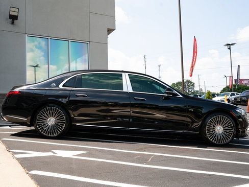 Used 2022 Mercedes-Benz Maybach S 680 4MATIC image 13