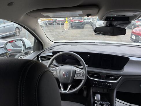 Used 2025 Buick Encore GX Preferred image 34
