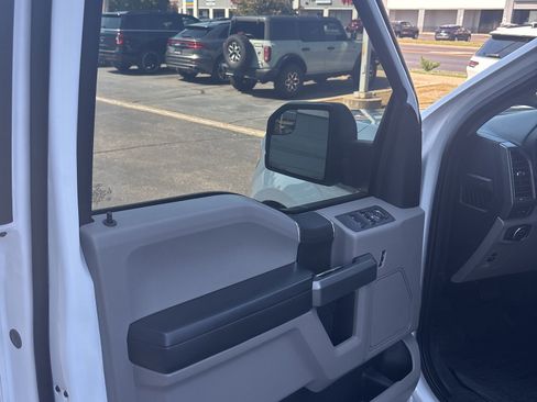 Used 2018 Ford F150 XLT w/ Trailer Tow Package image 26