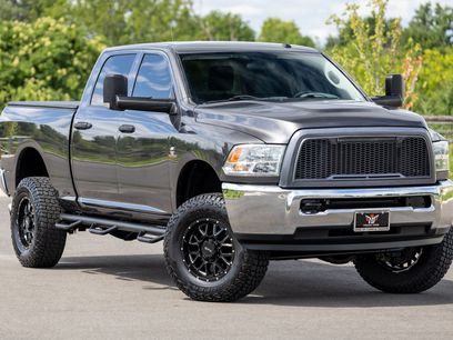 Used 2018 RAM 2500 Tradesman w/ Chrome Appearance Group
