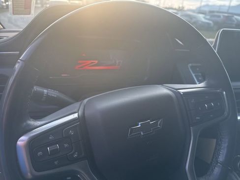 Certified 2022 Chevrolet Tahoe Z71 w/ Luxury Package AWD/4WD image 11