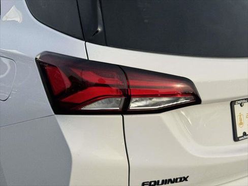 Used 2023 Chevrolet Equinox RS image 10