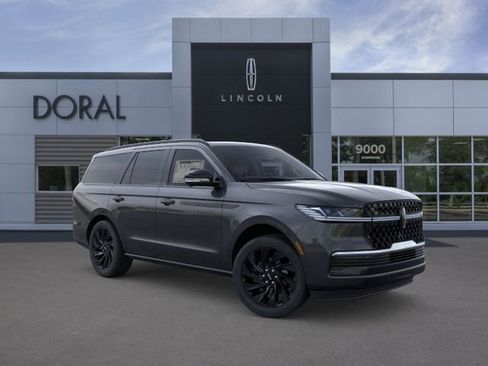 New 2026 Lincoln Navigator Reserve AWD/4WD image 7