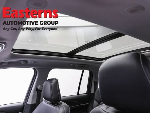 Used 2023 Jeep Grand Cherokee 4WD 4xe image 37