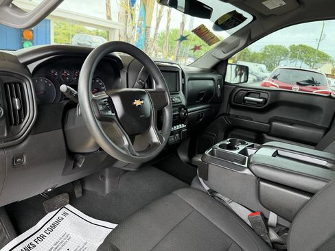 Used 2021 Chevrolet Silverado 1500 Custom image 8