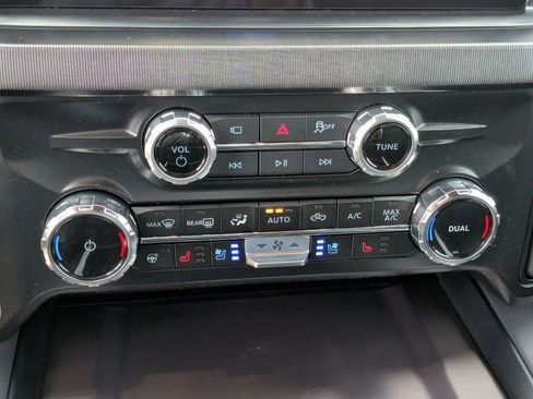 New 2026 Ford F250 Platinum w/ FX4 Off-Road Package image 31