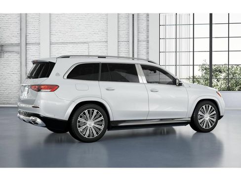 Certified 2026 Mercedes-Benz Maybach GLS 600 4MATIC image 19