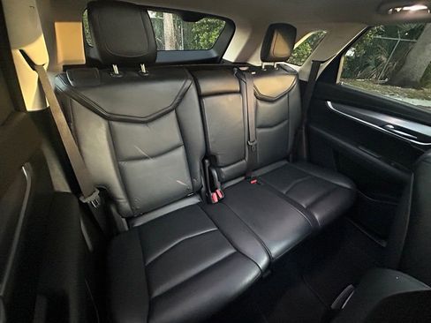 Used 2017 Cadillac XT5 Luxury w/ Driver Awareness Package image 28