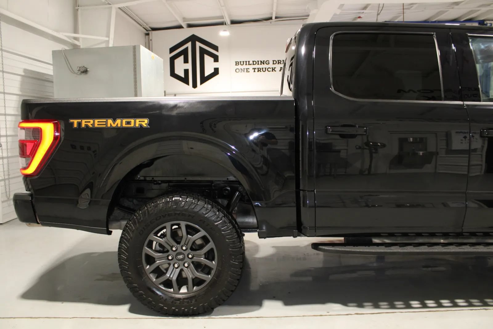 Used 2023 Ford F150 Tremor w/ Equipment Group 402A High AWD/4WD image 27
