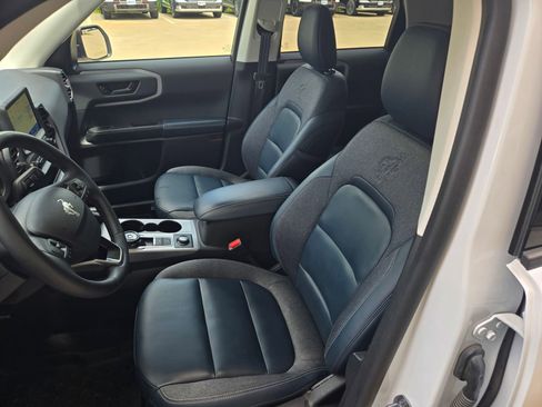 Used 2024 Ford Bronco Sport Outer Banks w/ Tech Package AWD/4WD image 22