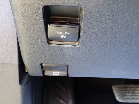 Used 2025 Ford Bronco Outer Banks AWD/4WD image 31