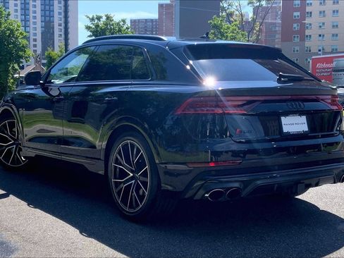 Used 2021 Audi SQ8 Prestige w/ Prestige Package AWD/4WD image 11
