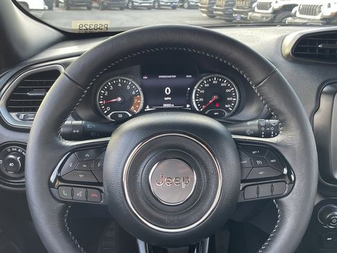 Used 2021 Jeep Renegade Latitude image 25