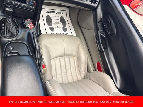 Used 1999 Chevrolet Corvette Coupe RWD image 9