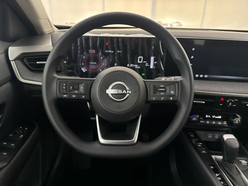 New 2026 Nissan Kicks SV w/ Illumination Package image 12
