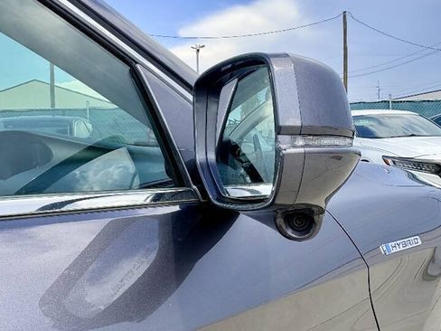 Used 2017 Honda Accord Hybrid Sedan image 34
