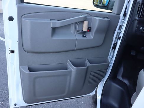 New 2026 Chevrolet Express 2500 Extended w/ Driver Convenience Package RWD image 8