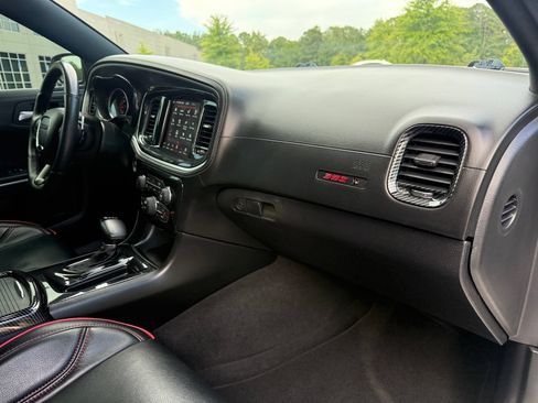 Used 2022 Dodge Charger Scat Pack RWD image 33